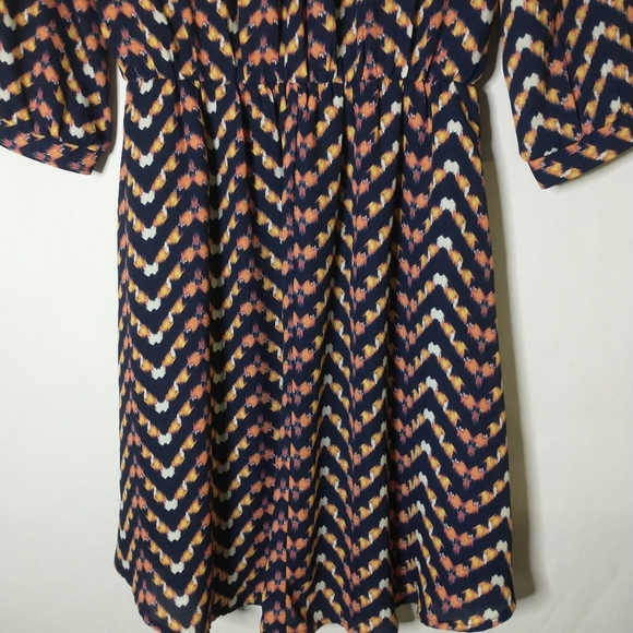 Xhilaration patterned knee length dress size medium - Picture 8 of 10